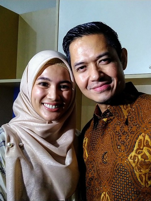 Dude Harlino dan Alyssa Soebandono di Kota Kasablanka, Jakarta Selatan, Sabtu (30/11). Foto: Maria Gabrielle Putrinda/kumparan