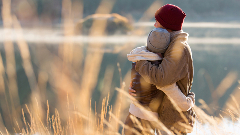 Ilustrasi Pelukan. Foto: Shutterstock