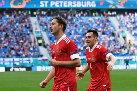 Foto: Aksi Rusia Taklukkan Finlandia di Euro 2020 (2)