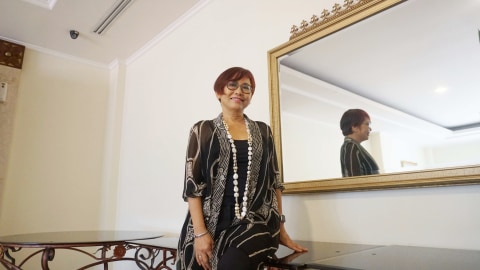 Pemilik dan pimpinan The body shop Indonesia, Suzy Hutomo di acara summit on girls di Balai Kartini, Jakarta.  Foto: Irfan Adi Saputra/kumparan