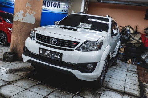 Toyota Fortuner bekas Foto: Aditya Pratama Niagara/kumparan