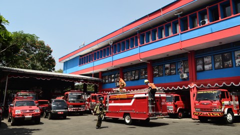 Damkar Semarang Dijebak DC Pinjol, Lapor Kebakaran Tahunya Diminta Tagih Utang