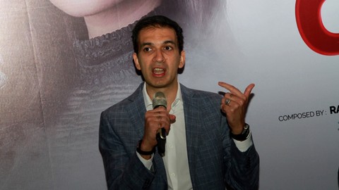 Manoj Punjabi Ungkap Alasan Jadi Cameo di Film La Tahzan