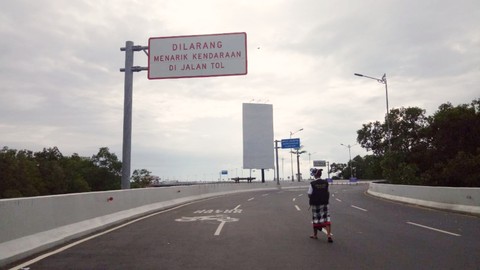 Pertama di RI, Bali Bakal Punya Tol yang Ada Jalur Sepeda dan Pejalan Kaki