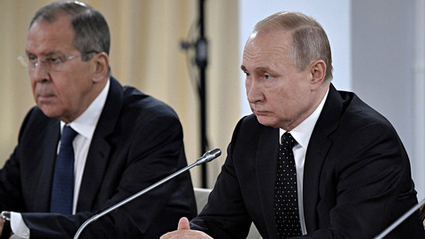 Apakah Hubungan Putin dan Menlu Rusia Sergei Lavrov Retak?