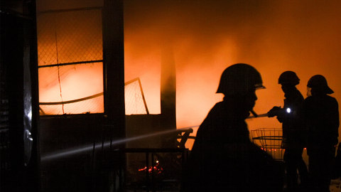 Pabrik di Jababeka Kabupaten Bekasi Terbakar, 14 Unit Damkar Dikerahkan