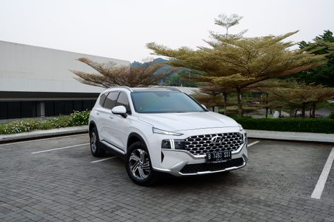 hyundai-diam-diam-rilis-santa-fe-ckd-harganya-lebih-murah