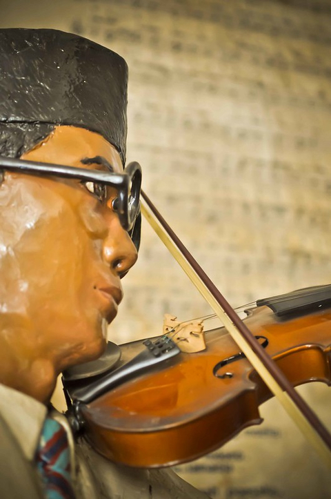 tunjuk.id Mengenal Wage Rudolf Supratman, Sosok Pencipta Lagu