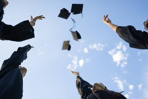 Informasi Biaya Kuliah Unas 2022 Sesuai Jurusannya