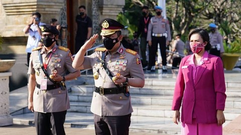 peringati-usia-76-tahun-polri-dinilai-lebih-humanis