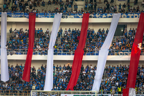 Erick Thohir Pastikan FIFA Perpanjang Larangan Suporter Tandang di Liga 1