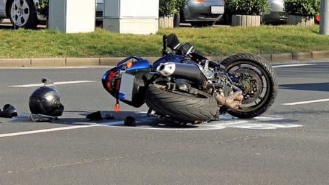 Pesepeda Motor Terserempet dan Terlindas Kontainer di Daan Mogot, Jakbar