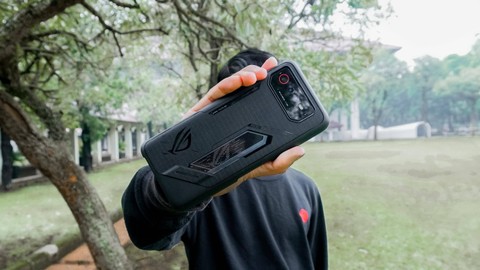 Review Asus ROG Phone 6 Genshin Impact Rata Kanan, Kamera Minggir Dulu