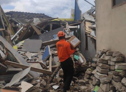 Grup ASTRA Salurkan Bantuan untuk Korban Gempa Cianjur