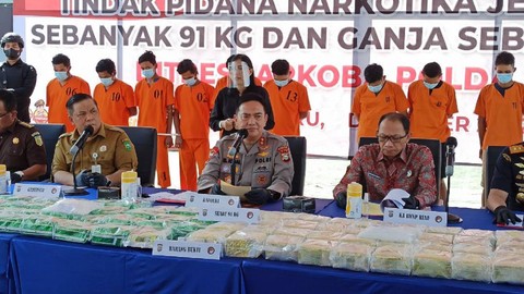 Polda Riau Bongkar Peredaran Narkoba 91 Kg Sabu dan 25 Kg Ganja