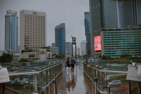 Prediksi Cuaca Jakarta dan Sekitarnya Hari Ini: Hujan Ringan