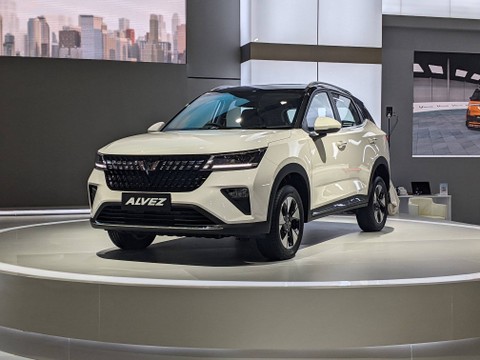 Wuling Alvez Resmi Meluncur di IIMS 2023, Harga Mulai Rp 209 Jutaan