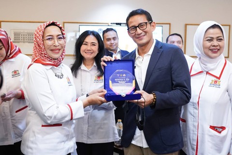 Sandiaga Uno Gandeng KADIN DKI Jakarta Targetkan 4.4 jt Lapangan Kerja di 2024