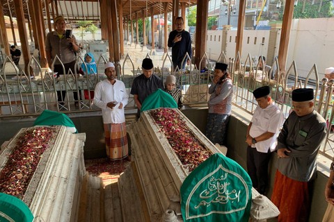 Ganjar Anggap Sunan Gresik Teladan Utama Hubungan Ulama dan Umara
