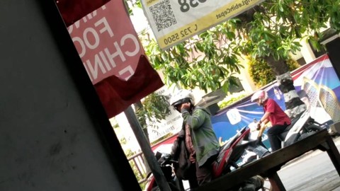 Pria di Surabaya Pamer Alat Kelamin Depan Warung Makan, Polisi Selidiki