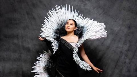 Prilly Latuconsina Umumkan Mundur dari Sinemaku Pictures 