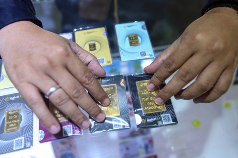 Harga Emas Antam Turun Jadi Rp 1.924.000, Galeri24 Rp 1.918.000 per Gram