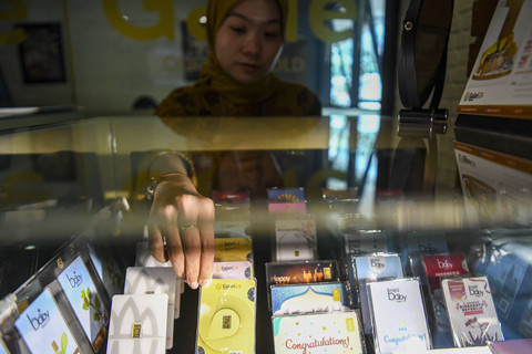 Harga Emas Antam Naik Jadi Rp 1,91 Juta, Galeri24 Turun ke Rp 1,88 per Gram