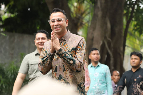 Raffi Ahmad Beli Tas Milik Ivan Gunawan Rp 500 Juta, Uangnya untuk Bangun Masjid