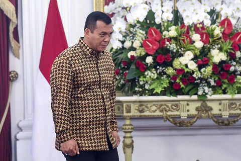 Silmy Karim Menyerahkan Diri ke KPK