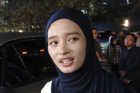 Inara Rusli Ditanya 28 Pertanyaan soal Perzinaan, Bantah Status Tersangka