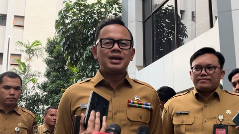 Wamendagri soal MK Putus SD-SMP Gratis: Pakai APBD Sulit, Kita Akan Bahas