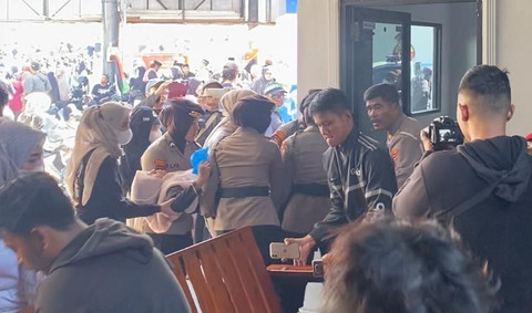 12 Peserta Aksi Lampung Bersama Palestina Jilid III Pingsan di Tugu Adipura