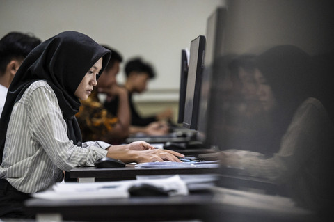 Tren SNBT 2021-2025: Peminat Matematika hingga HI Turun, Bisnis Digital Melesat