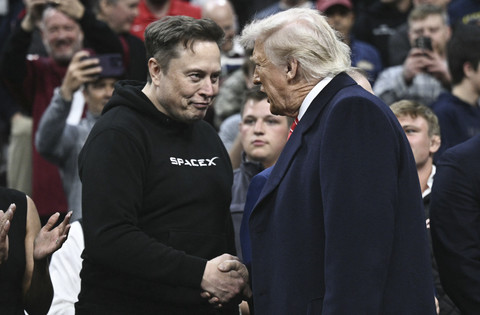 Konten TikTok: 130 Hari Musk di Pemerintahan Trum dan Kontroversinya