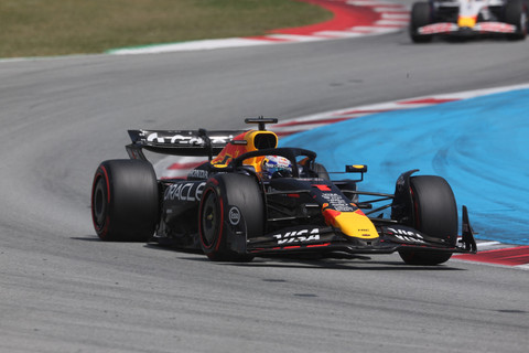 Gangguan Mesin Hybrid Acu Balapan F1 di Sirkuit Sepang