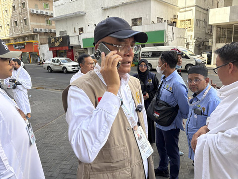 Ketua Komisi VIII Cek Pemberangkatan Jemaah ke Arafah, Bus-bus Terlambat Jemput