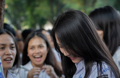 42 Kata-Kata buat Teman Sekelas yang Sebentar Lagi Akan Berpisah dan Dirindukan