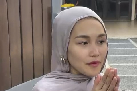 Ayu Ting Ting Kurban Tiga Sapi Limosin di Momen Idul Adha