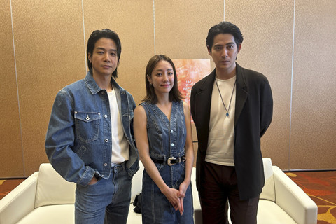 Alasan Vic Chou Mau Perankan Psikiater di The World Between Us: After the Flames