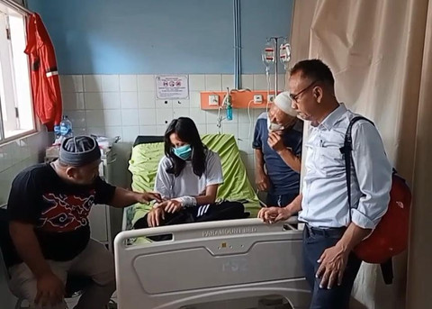 Tak Punya Uang buat Hidup dan Sekolah, Siswi SMA di Cirebon Minum Racun