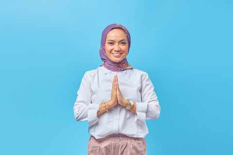 Kapan Salam Diucapkan? Ini Penjelasannya dalam Islam