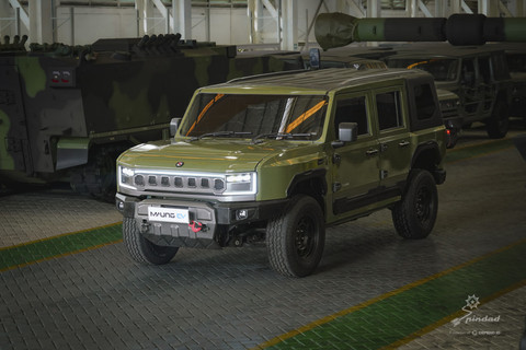 Foto: Gaharnya Rantis Listrik Pindad Pandu Buatan Bandung