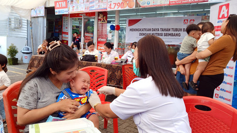 Alfamidi Manado Gelar Edukasi Soal Nutrisi Seimbang Anak di Taratara Tomohon
