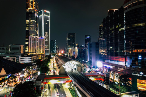 Cara ke Jakarta Fair 2025: Rute Transportasi Umum
