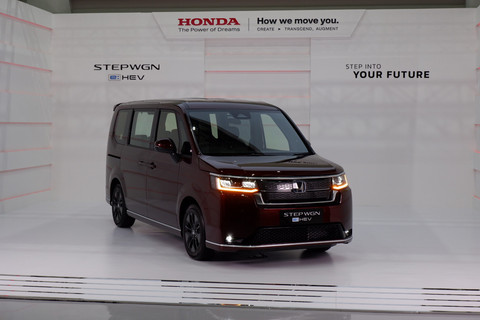 Honda Step WGN e:HEV Sudah Bisa Dipesan, Prediksi Harga Rp 699 Juta