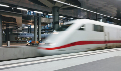 Diskon Tiket Whoosh Juni-Juli 2025, Hemat 50 Persen