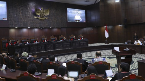 Dasco Sebut DPR Fokus Sikapi Putusan MK, Bukan Evaluasi Hakim