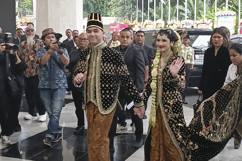 Foto: Al Ghazali dan Alyssa Daguise Jelang Pesta Ngunduh Mantu