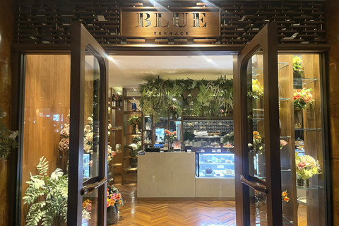 Mencicipi Hidangan Klasik Prancis di Blue Terrace, AYANA MidPlaza Jakarta