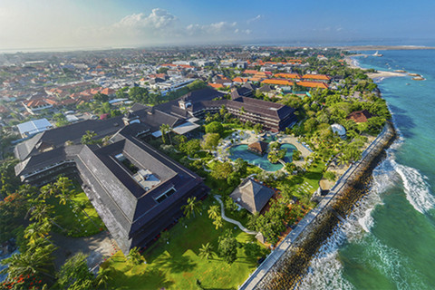 Hotel Legendaris di Bali Ini Tawarkan Pengalaman Liburan Penuh Cerita